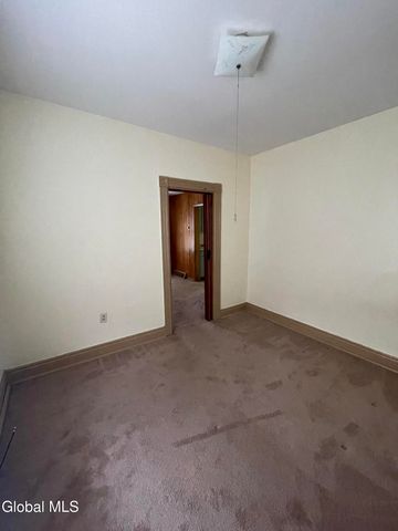 200 Saratoga Avenue, Mechanicville, NY 12118