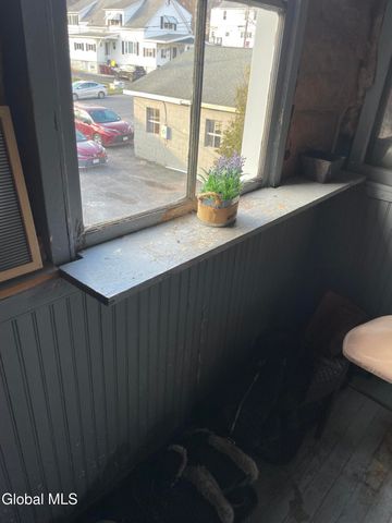 200 Saratoga Avenue, Mechanicville, NY 12118