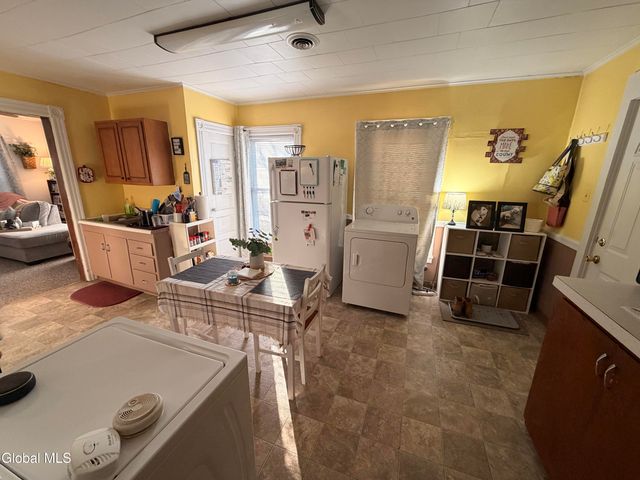 200 Saratoga Avenue, Mechanicville, NY 12118