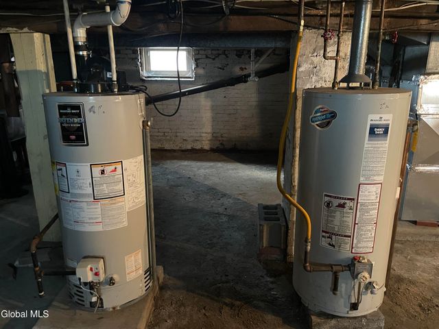 200 Saratoga Avenue, Mechanicville, NY 12118