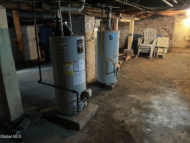 200 Saratoga Avenue, Mechanicville, NY 12118