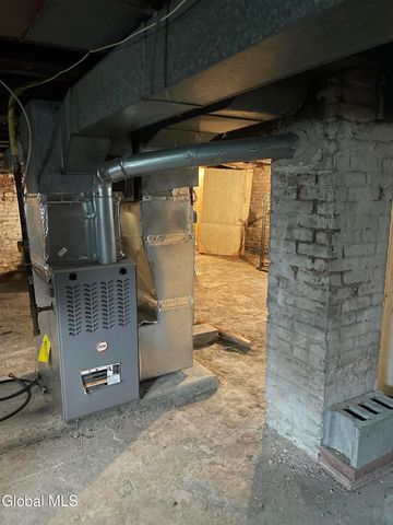 200 Saratoga Avenue, Mechanicville, NY 12118