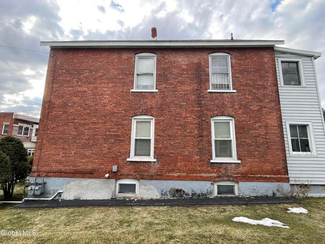 200 Saratoga Avenue, Mechanicville, NY 12118