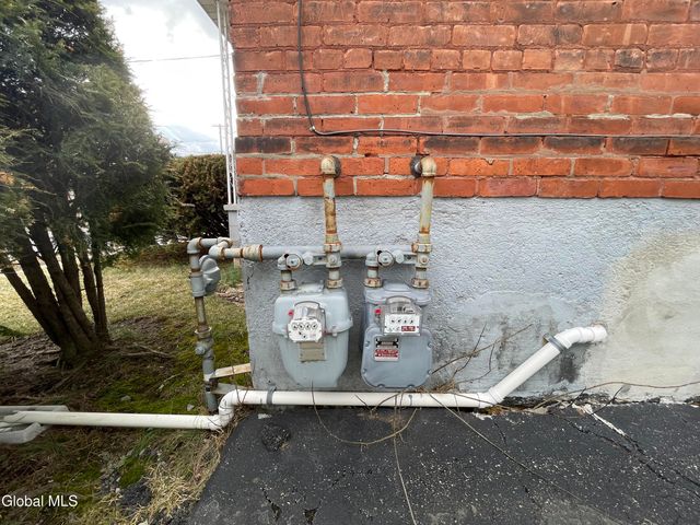 200 Saratoga Avenue, Mechanicville, NY 12118