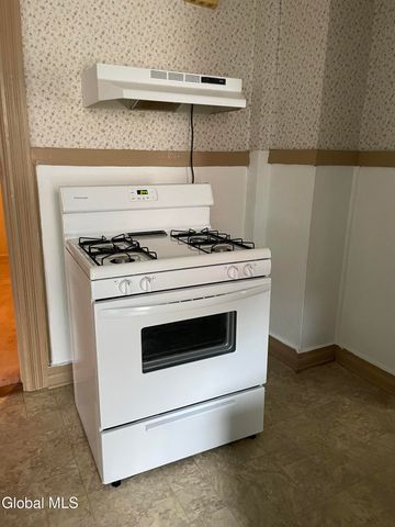 200 Saratoga Avenue, Mechanicville, NY 12118