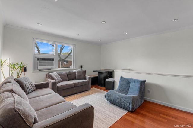 69-27 218 Street Upper, Bayside, NY 11364
