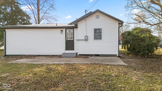 211 N Armstrong Street, Crothersville, IN 47229