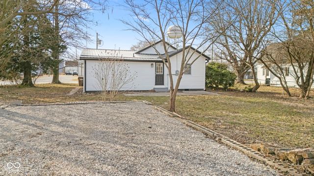 211 N Armstrong Street, Crothersville, IN 47229
