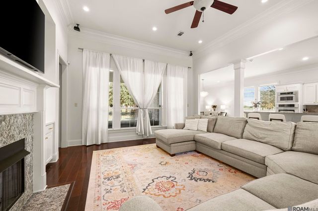 59270 Island Dr, Plaquemine, LA 70764