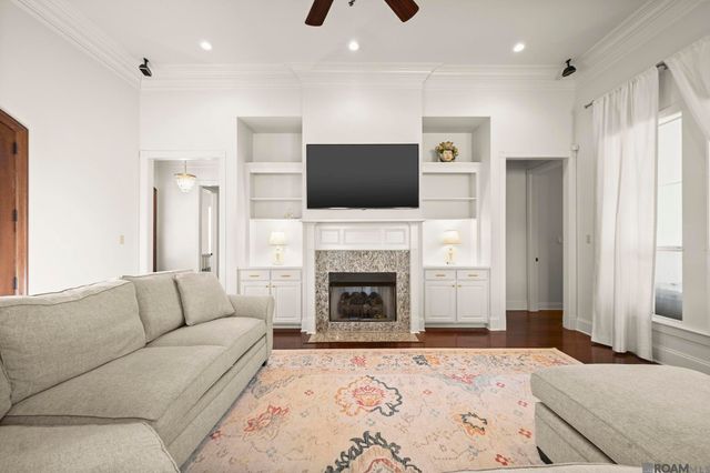 59270 Island Dr, Plaquemine, LA 70764