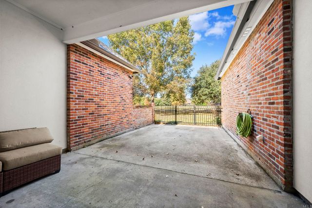 59270 Island Dr, Plaquemine, LA 70764