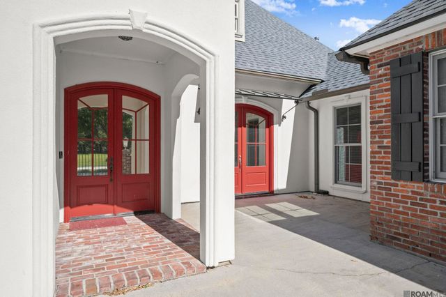 59270 Island Dr, Plaquemine, LA 70764