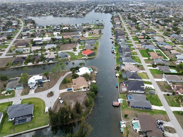 507 SW 7th TER, Cape Coral, FL 33991