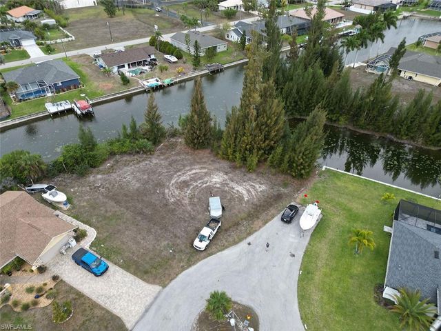 507 SW 7th TER, Cape Coral, FL 33991