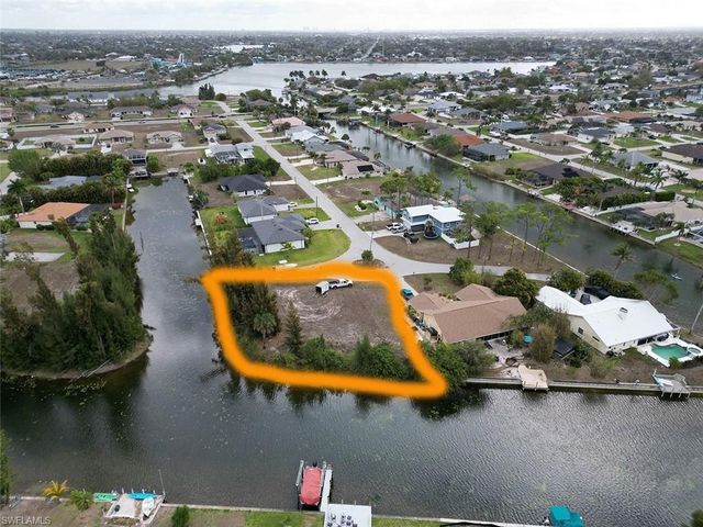 507 SW 7th TER, Cape Coral, FL 33991