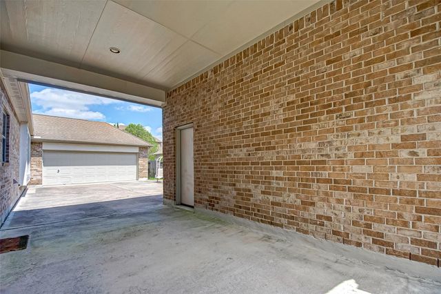 12413 Page Crest Lane, Pearland, TX 77584