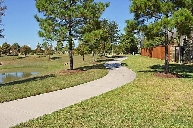 12413 Page Crest Lane, Pearland, TX 77584