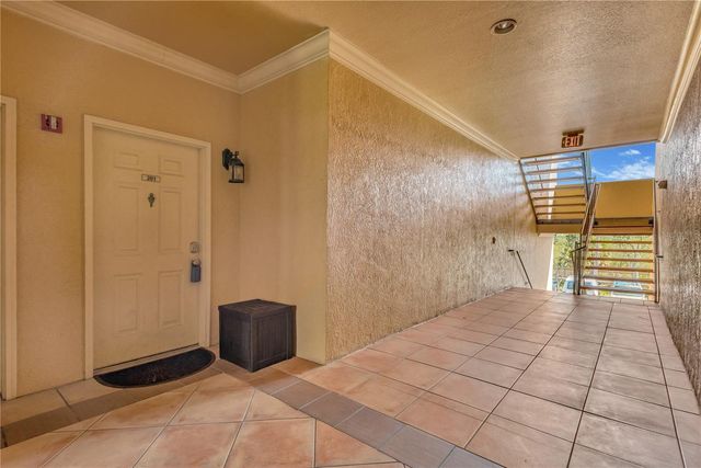 4304 BAYSIDE VILLAGE DRIVE 201, Tampa, FL 33615