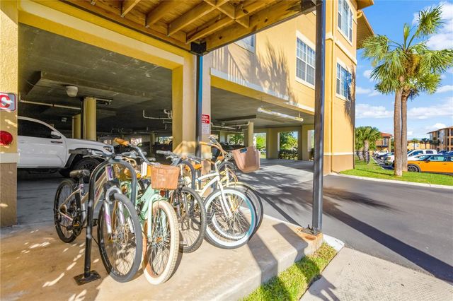 4304 BAYSIDE VILLAGE DRIVE 201, Tampa, FL 33615