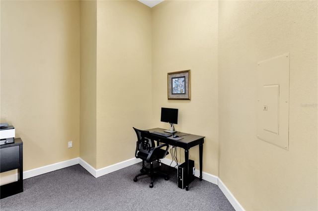 4304 BAYSIDE VILLAGE DRIVE 201, Tampa, FL 33615