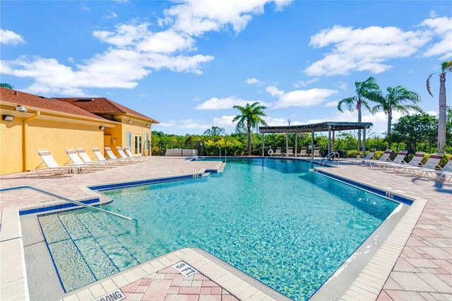 4304 BAYSIDE VILLAGE DRIVE 201, Tampa, FL 33615