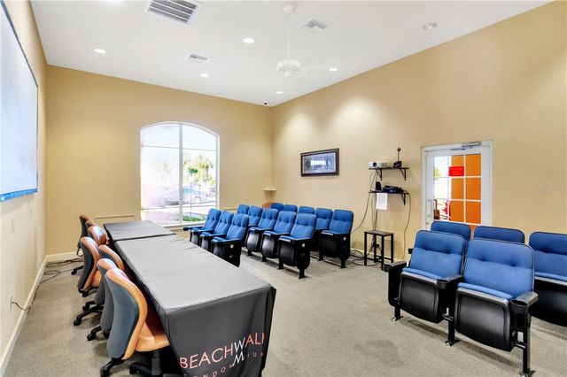 4304 BAYSIDE VILLAGE DRIVE 201, Tampa, FL 33615