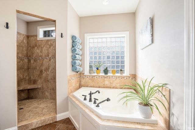 30351 Deer Pointe, Granger, IN 46530