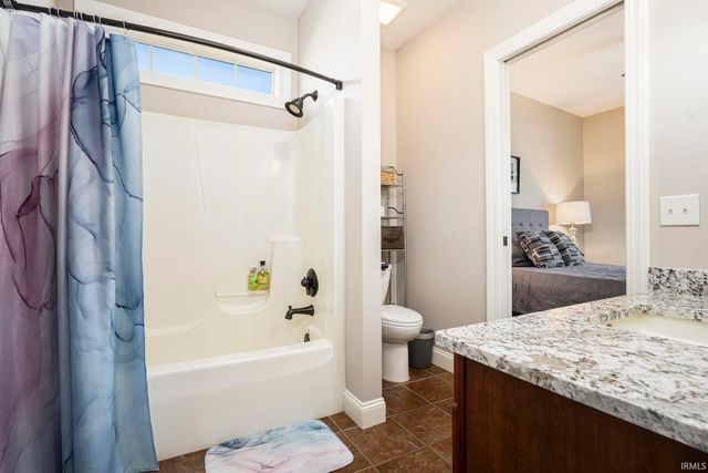 30351 Deer Pointe, Granger, IN 46530