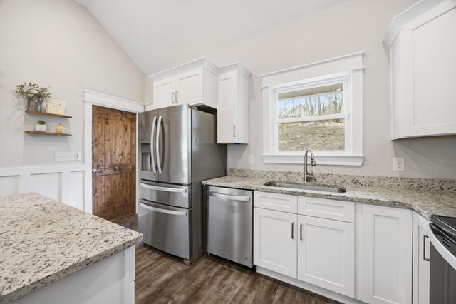 9 Stonecrest Drive, Rock Spring, GA 30739