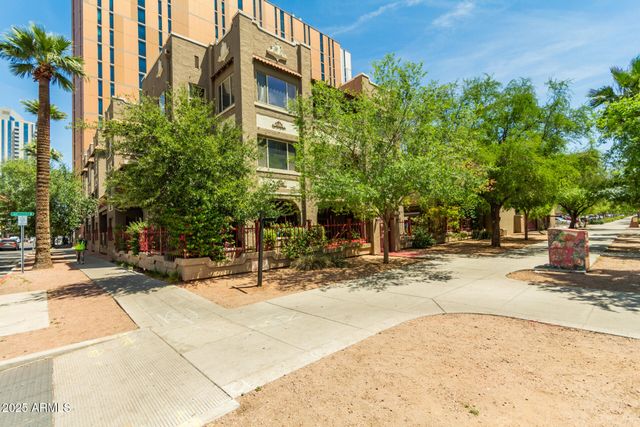 387 N 2ND Avenue F2, Phoenix, AZ 85003