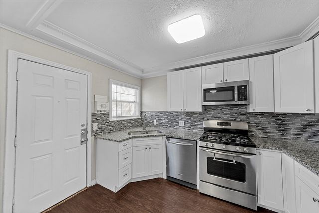 313 W Avenue G, Garland, TX 75040