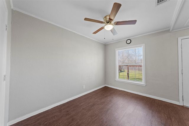313 W Avenue G, Garland, TX 75040