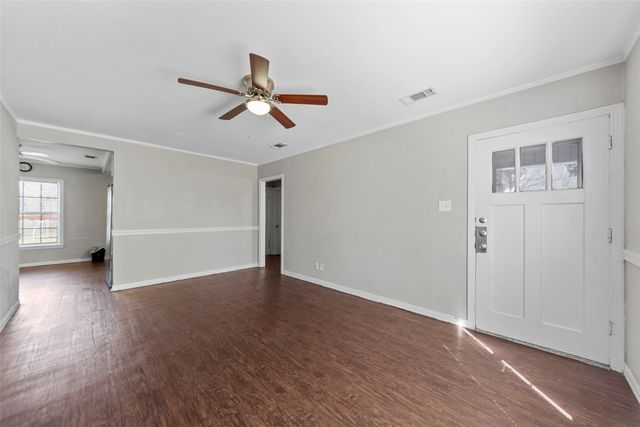 313 W Avenue G, Garland, TX 75040