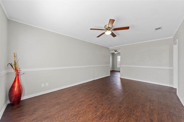 313 W Avenue G, Garland, TX 75040
