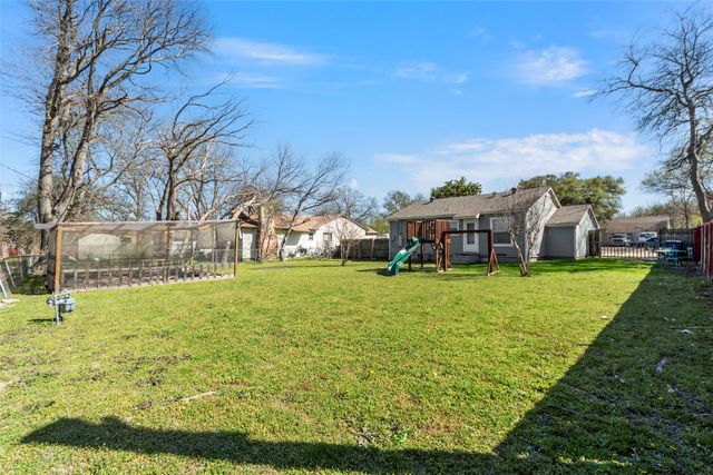 313 W Avenue G, Garland, TX 75040