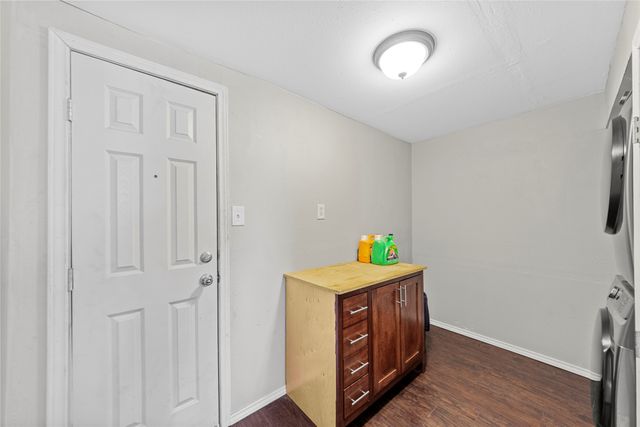 313 W Avenue G, Garland, TX 75040