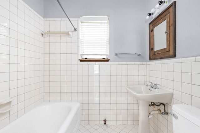 2102 Brackenridge ST, Austin, TX 78704
