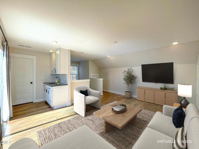 2077 Eva Pearl Drive, Apex, NC 27502