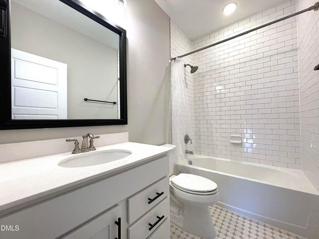 2077 Eva Pearl Drive, Apex, NC 27502