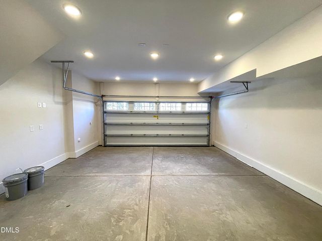 2077 Eva Pearl Drive, Apex, NC 27502