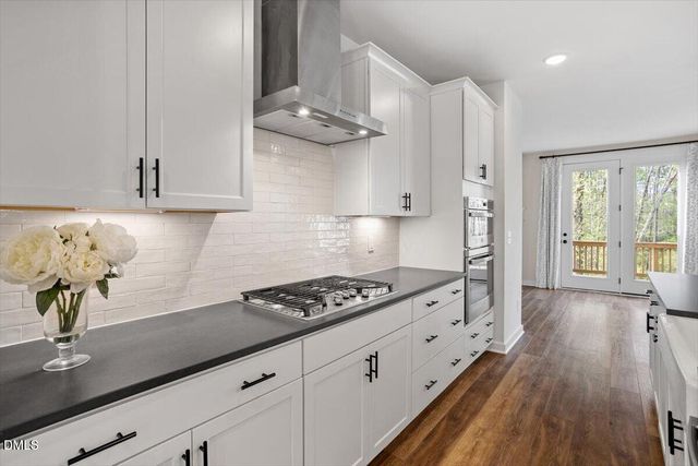 2077 Eva Pearl Drive, Apex, NC 27502