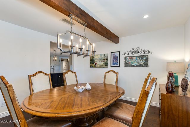 925 E WALTANN Lane, Phoenix, AZ 85022