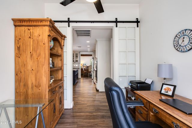 925 E WALTANN Lane, Phoenix, AZ 85022