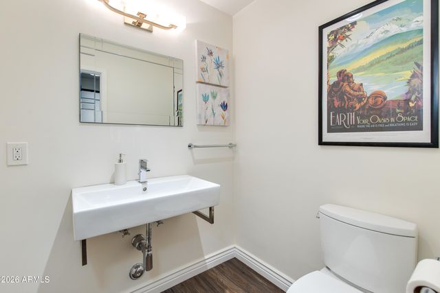 925 E WALTANN Lane, Phoenix, AZ 85022