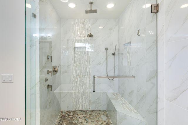 925 E WALTANN Lane, Phoenix, AZ 85022