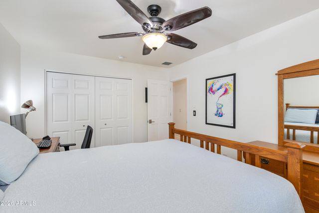 925 E WALTANN Lane, Phoenix, AZ 85022