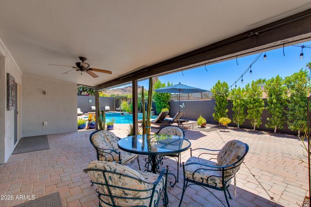 925 E WALTANN Lane, Phoenix, AZ 85022
