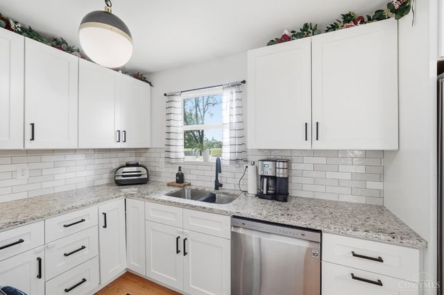5223 Chateau Way, Fairfield, OH 45014