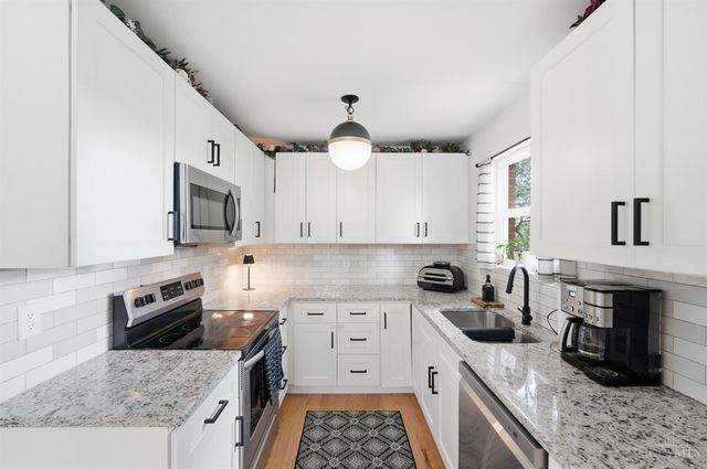 5223 Chateau Way, Fairfield, OH 45014