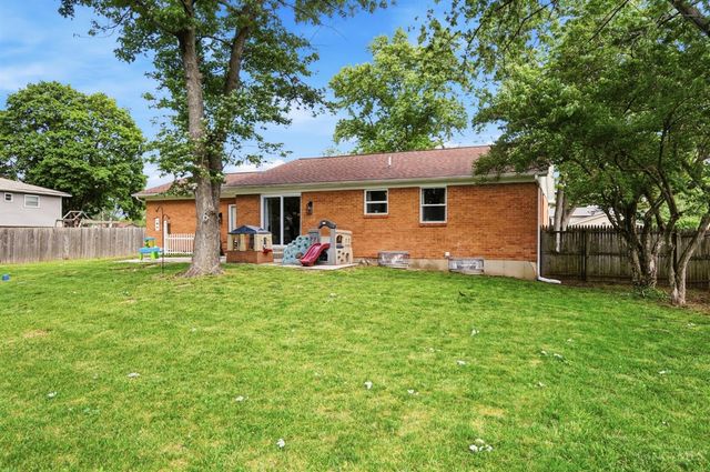 5223 Chateau Way, Fairfield, OH 45014